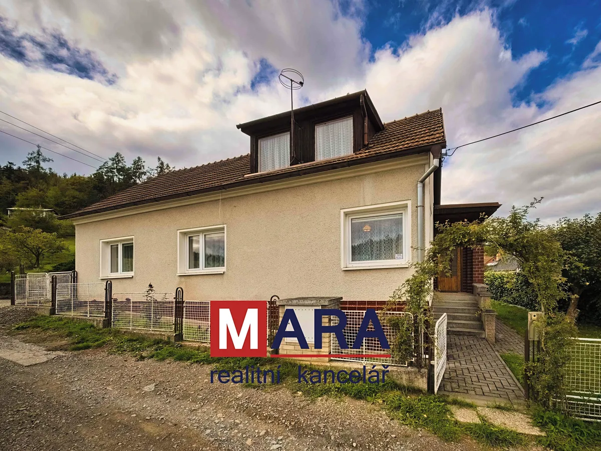 Prodej rodinného domu 137 m², pozemek 965 m²